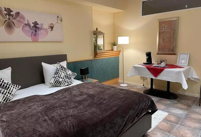 Deluxe Family Room, Krasemann