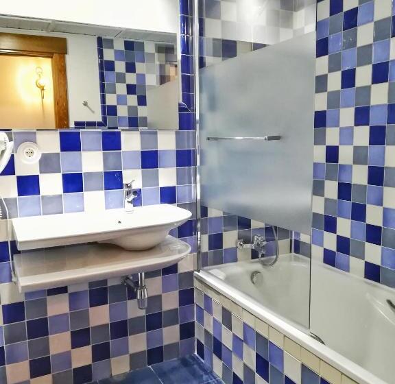 Номер Стандарт Вид на Горы, La Casa Del Río