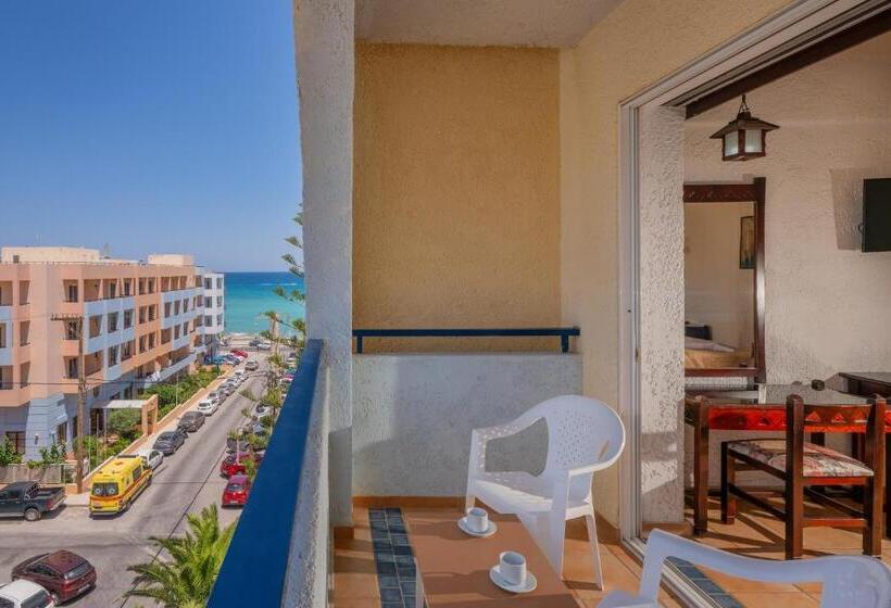 Номер Стандарт Вид на Море, Lefkoniko Bay