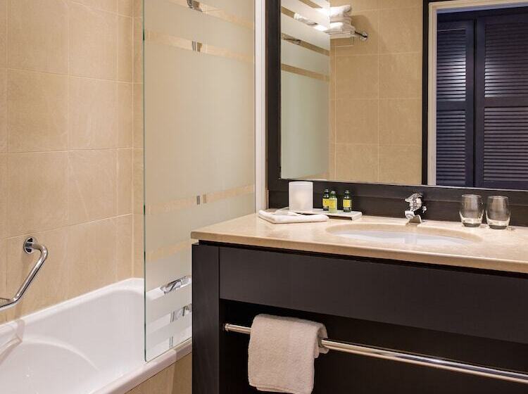 غرفة قياسية, New Hotel Of Marseille Vieux Port