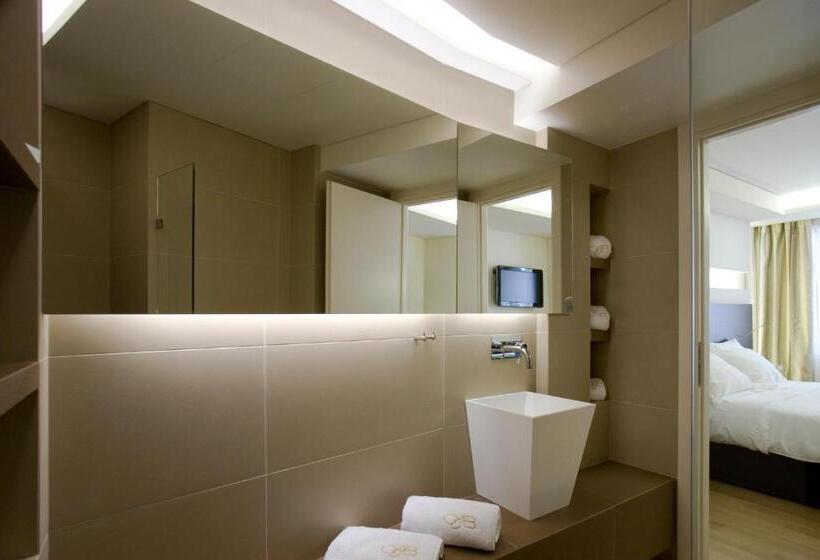 スタンダードルーム, O&b Athens Boutique