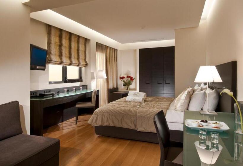 ファミリールーム, O&b Athens Boutique