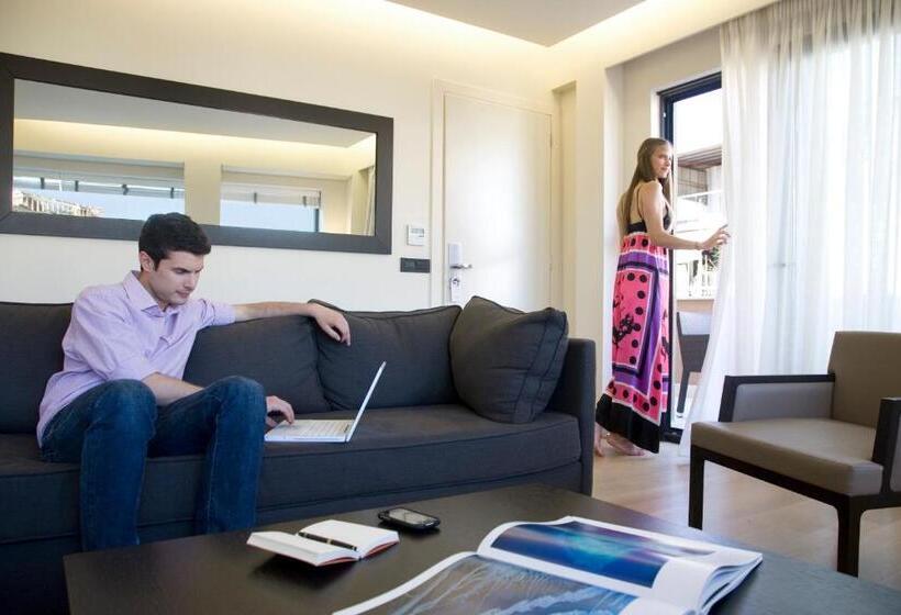 テラス付スイート, O&b Athens Boutique