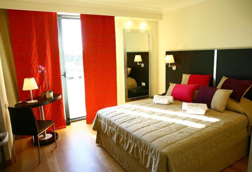 スタンダードルーム, O&b Athens Boutique