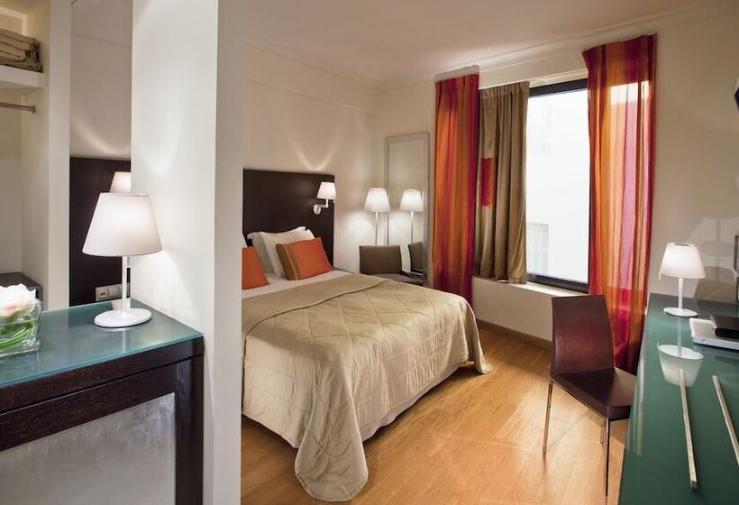 スーペリアールーム, O&b Athens Boutique