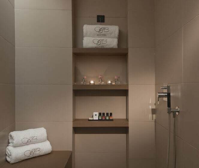 スーペリアールーム, O&b Athens Boutique