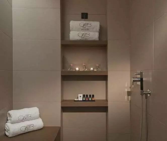 スーペリアールーム, O&b Athens Boutique