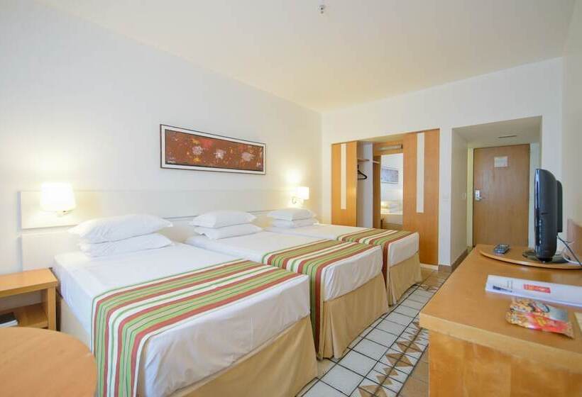 スーペリアトリプルルーム, Oasis Imperial & Fortaleza