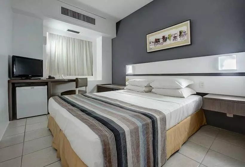 اتاق اکونومی, Oasis Imperial & Fortaleza
