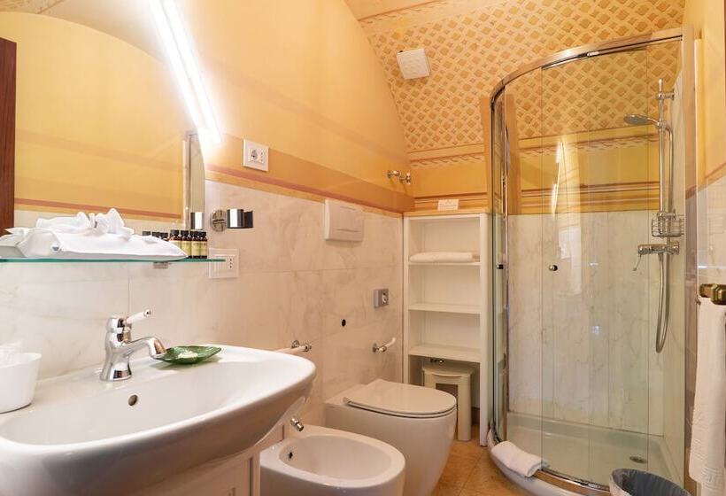 Люкс, Palazzo Del Corso – Boutique