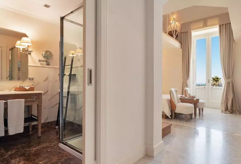 スイート, Palazzo Del Corso – Boutique