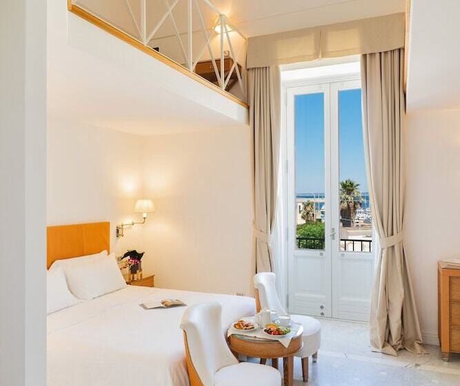 סוויטה, Palazzo Del Corso – Boutique