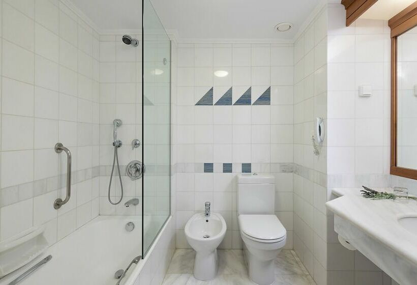 マウンテンビュースタンダードルーム, Leptos Panorama