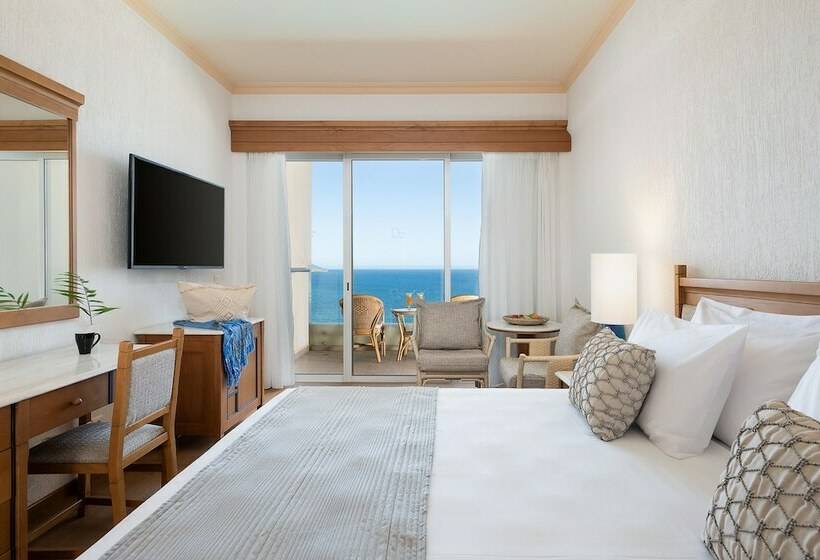 オーシャンビュースーペリアールーム, Leptos Panorama