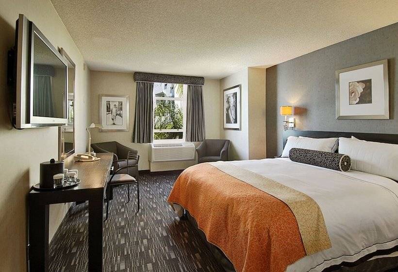 套房, Ramada Plaza By Wyndham West Hollywood Hotel & Suites
