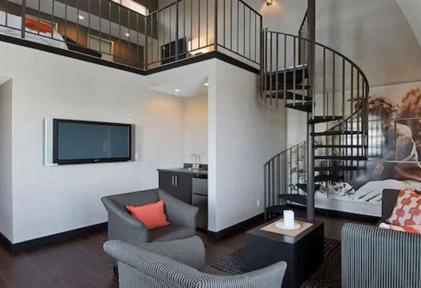 套房, Ramada Plaza By Wyndham West Hollywood Hotel & Suites