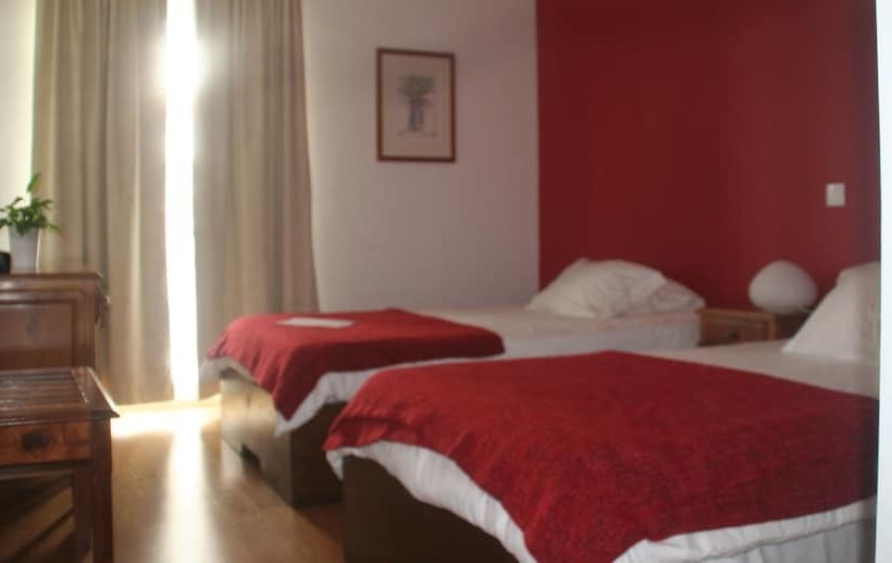 스탠다드 룸, Alcides