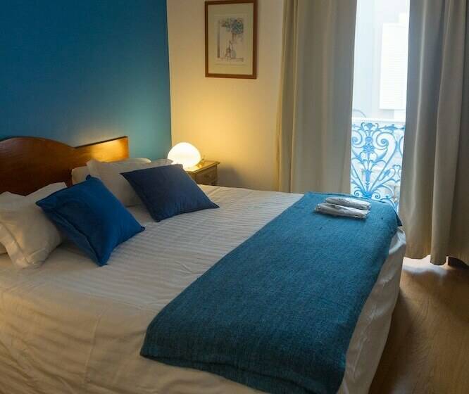 스탠다드 룸, Alcides