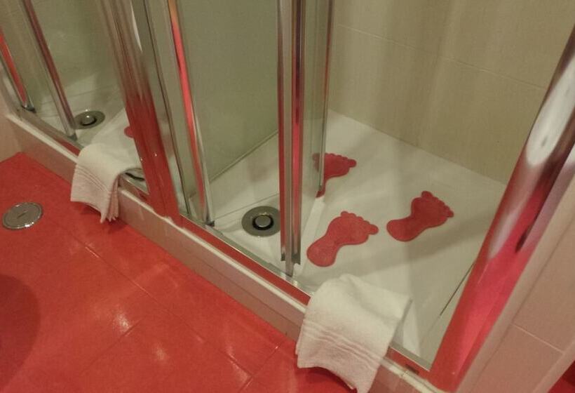 اتاق خانوادگی, Dom João Lisboa