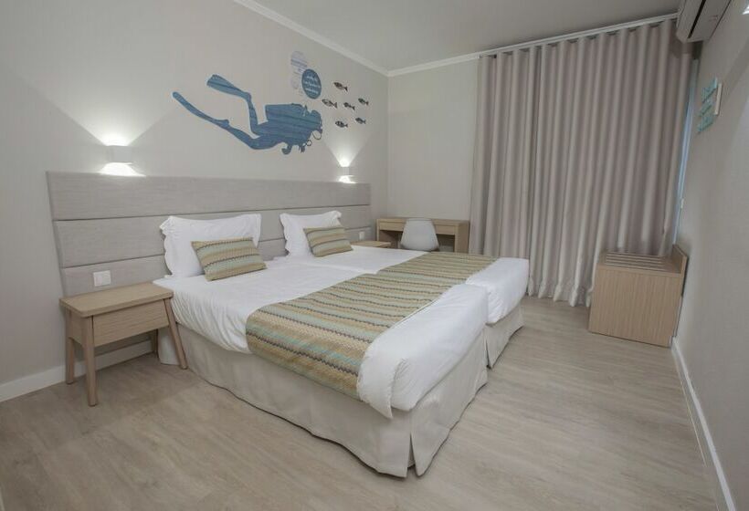 带1个卧室带泳池的公寓, Vitor S Plaza