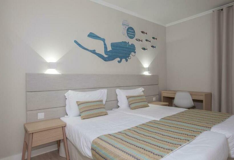 带泳池景观及2个卧室的公寓, Vitor S Plaza