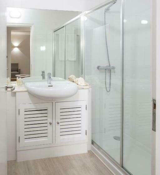 带泳池景观及2个卧室的公寓, Vitor S Plaza