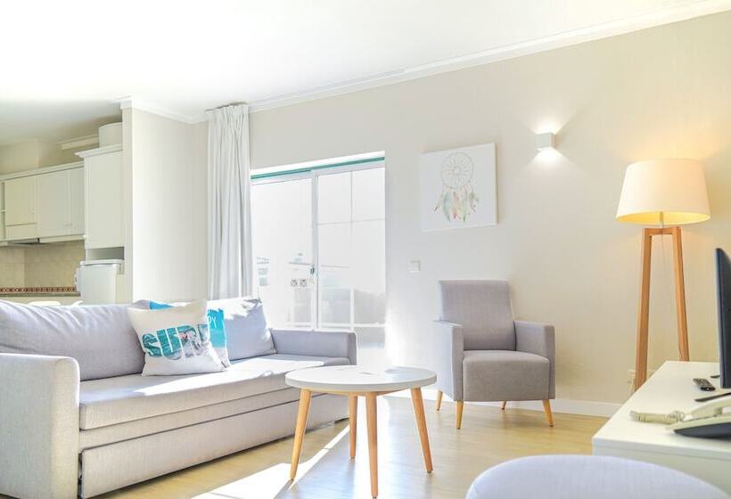 带2个卧室的公寓, Vitor S Plaza