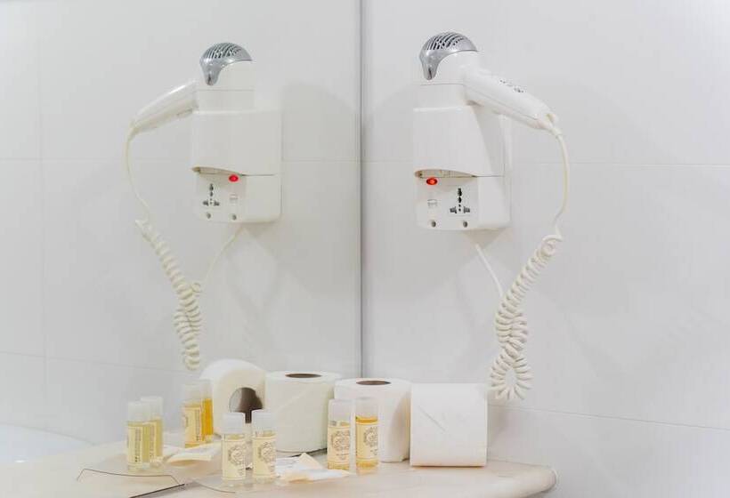 带1个卧室带泳池的公寓, Vitor S Plaza