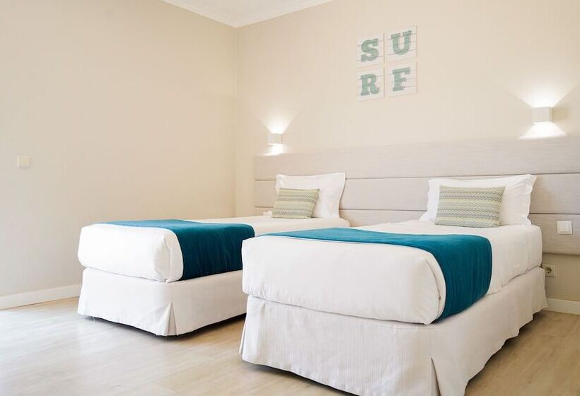 带泳池景观及2个卧室的公寓, Vitor S Plaza