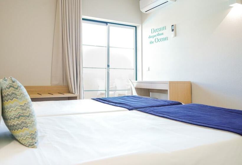 带1个卧室带泳池的公寓, Vitor S Plaza