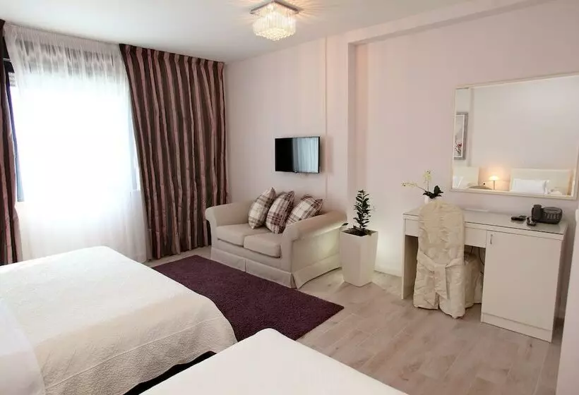 Habitació Triple Estàndard, Bellevue Trogir