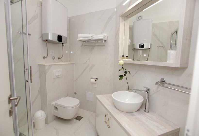 Семейный Номер, Bellevue Trogir