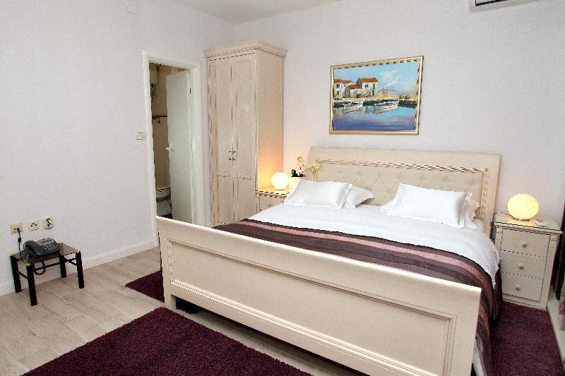 דירת חדר, Bellevue Trogir