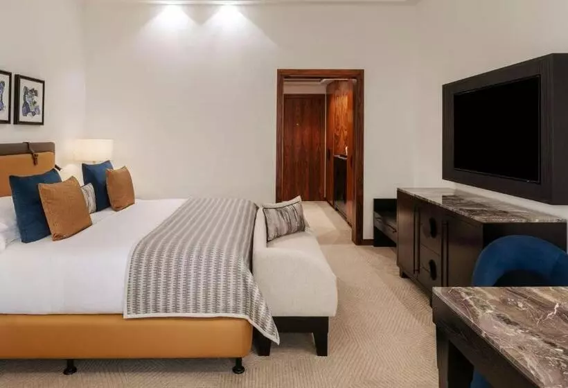 キングサイズベッドのデラックスルーム, Grosvenor House, A Luxury Collection Hotel, Dubai