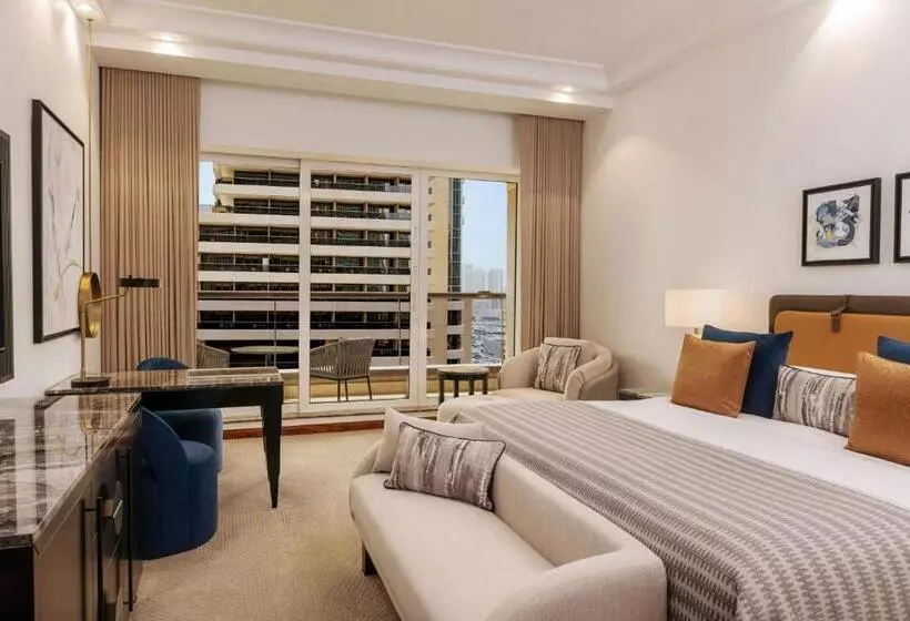 キングサイズベッドのデラックスルーム, Grosvenor House, A Luxury Collection Hotel, Dubai