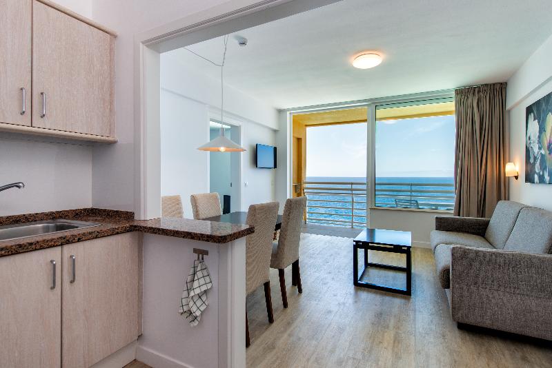 Апартаменты 1 Спальня Вид на Море, Atlantic Holiday