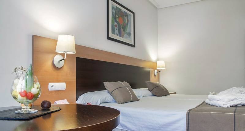 חדר סטנדרט, Fc Infantas De Leon