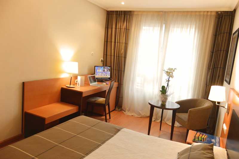 חדר סטנדרט, Fc Infantas De Leon