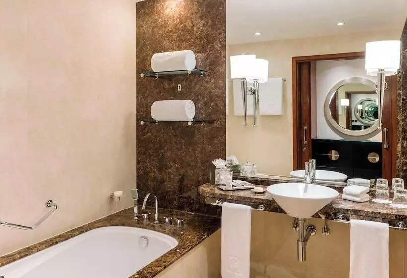 デラックスルーム, Grosvenor House, A Luxury Collection Hotel, Dubai