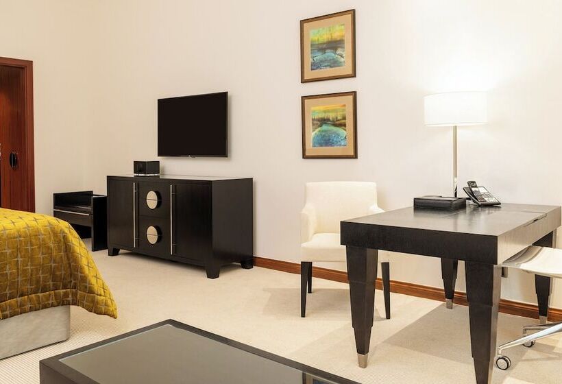Номер Премиум, Grosvenor House, A Luxury Collection Hotel, Dubai