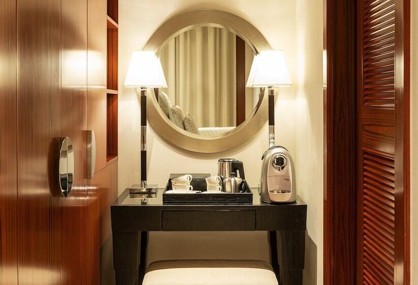 Люкс Премиум, Grosvenor House, A Luxury Collection Hotel, Dubai