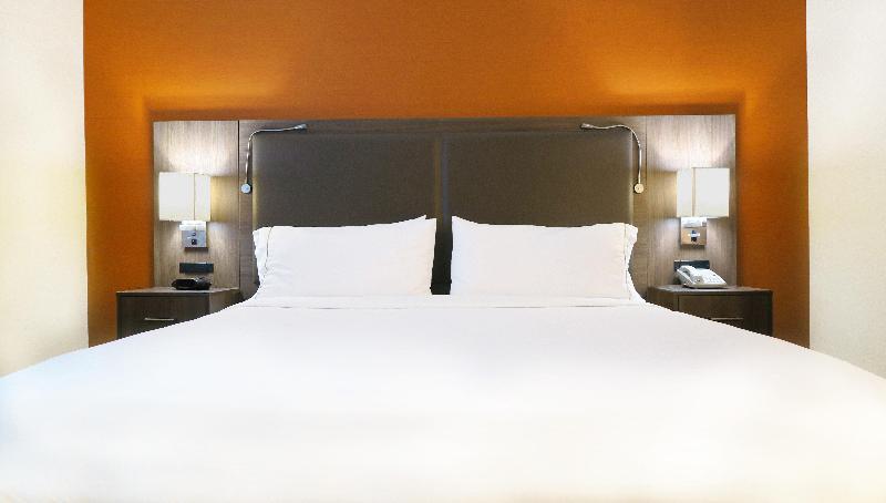 스탠다드 룸 킹사이즈 침대, Holiday Inn Express & Suites Elk Grove Central   Hwy 99, An Ihg