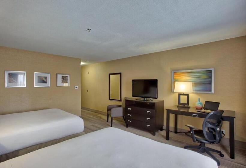 Номер Стандарт, Holiday Inn Express & Suites Costa Mesa, An Ihg