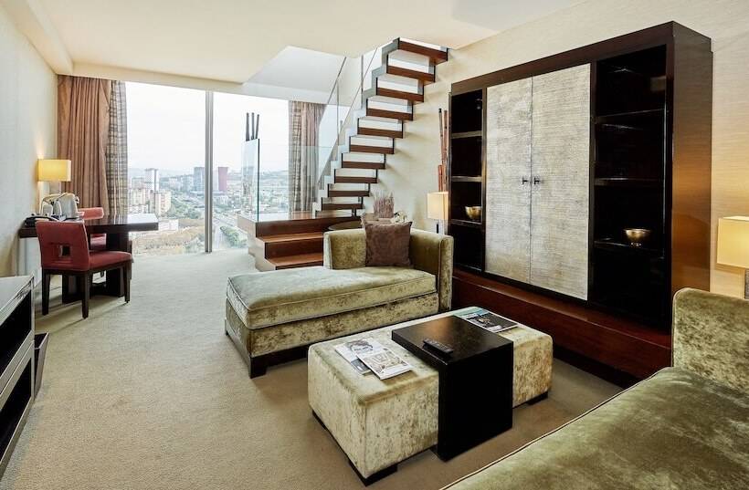 اتاق استاندارد, Hyatt Regency Barcelona Tower