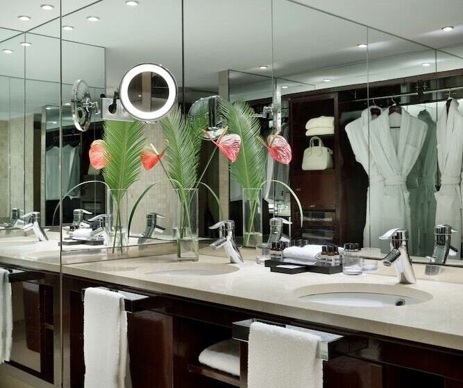 سوییت, Hyatt Regency Barcelona Tower