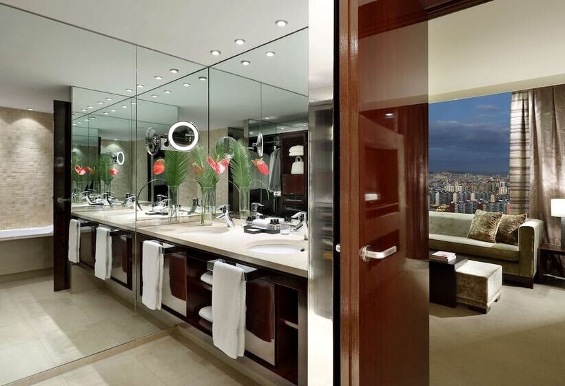 Люкс, Hyatt Regency Barcelona Tower