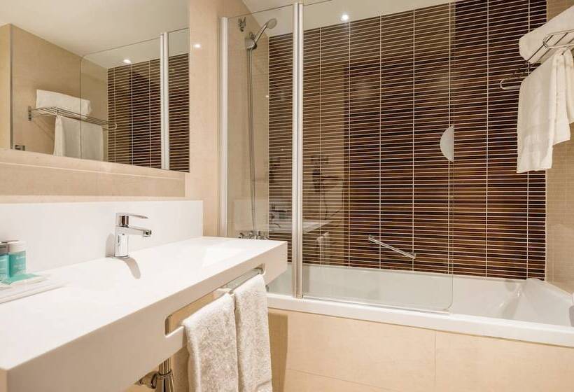 اتاق استاندارد, Ilunion Auditori