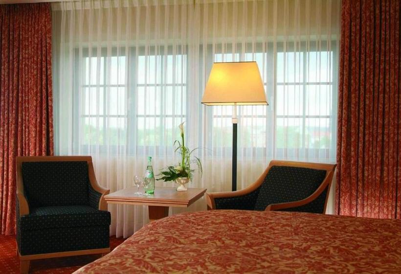 스탠다드 룸, Maritim Hotel Dresden