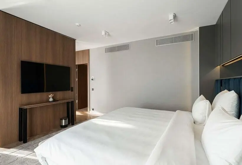 سوییت سوپریور, Mercure Sofia City