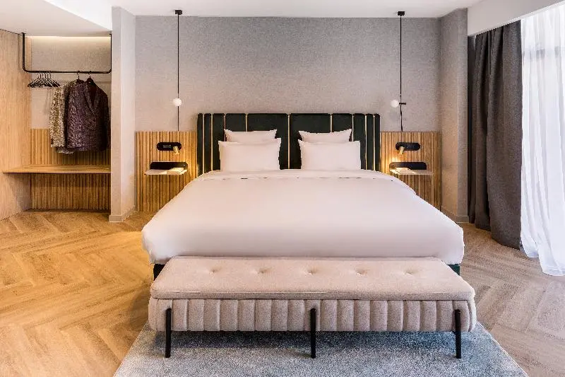 سوئیت جونیور با تخت بزرگ, Mercure Sofia City